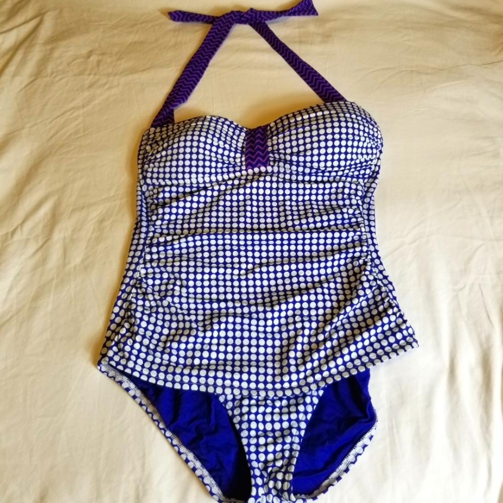 Tommy Bahama One Piece Checkered Print Swimsuit